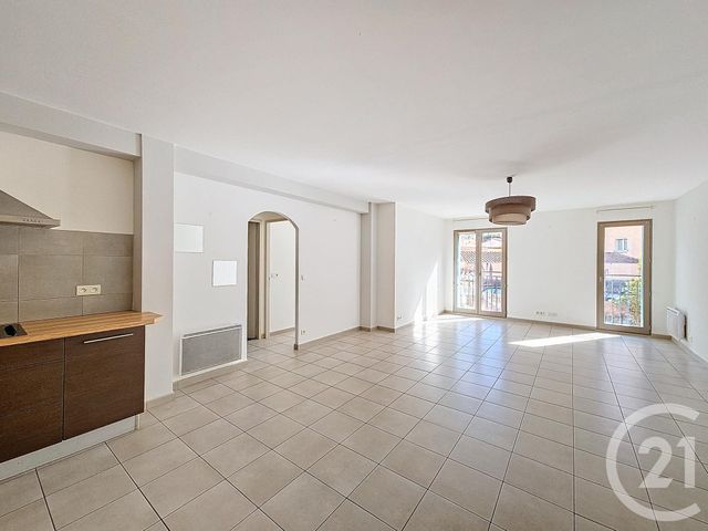 Appartement T3 à vendre - 3 pièces - 72.36 m2 - CERET - 66 - LANGUEDOC-ROUSSILLON - Century 21 Agence Des Cerisiers